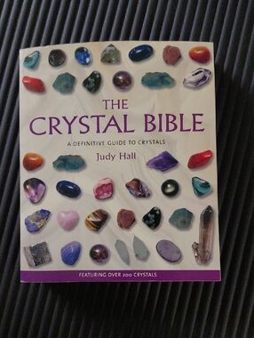 The Crystal Bible by Judy Hall